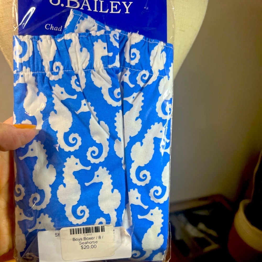 Size 8 J.Bailey seahorses